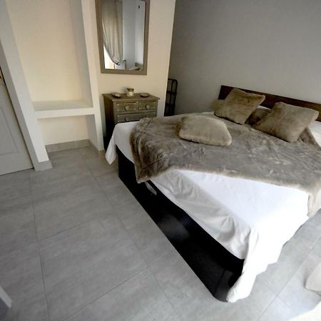 Chambres D'Hotes Des Huppes Nîmes Eksteriør bilde