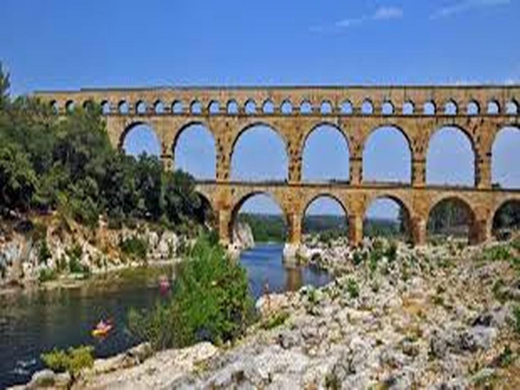 Chambres D'Hotes Des Huppes Nîmes Eksteriør bilde